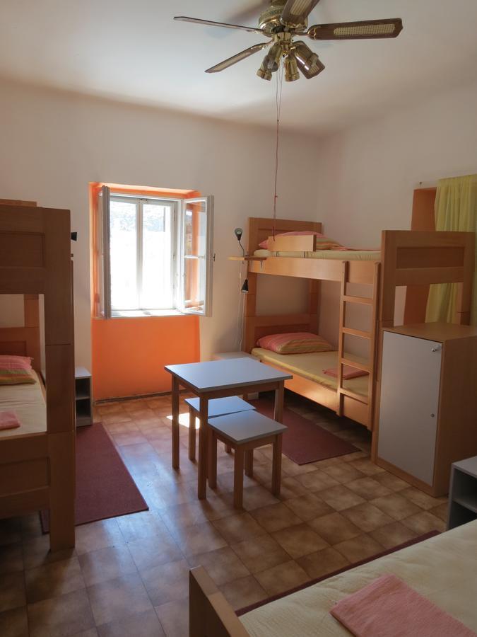 Hi Hostel Veli Lošinj المظهر الخارجي الصورة