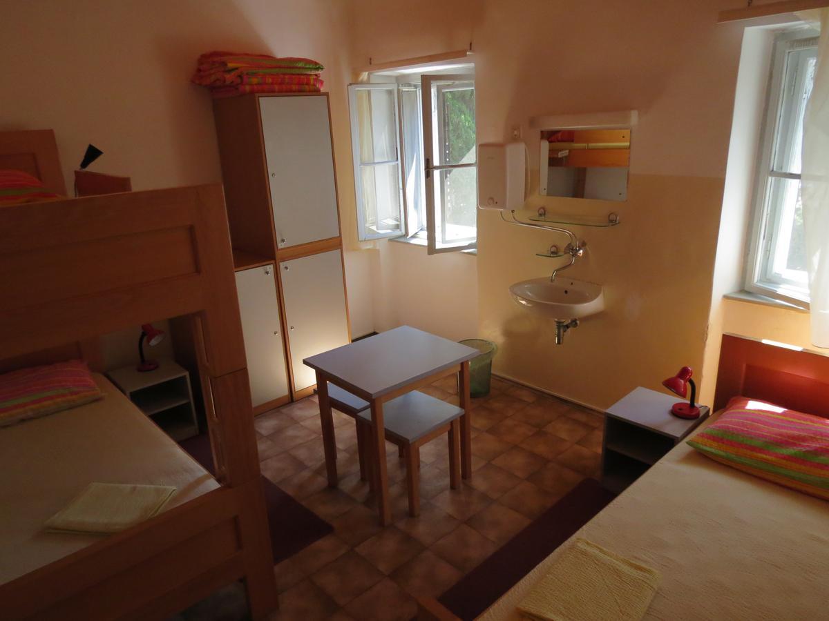 Hi Hostel Veli Lošinj المظهر الخارجي الصورة